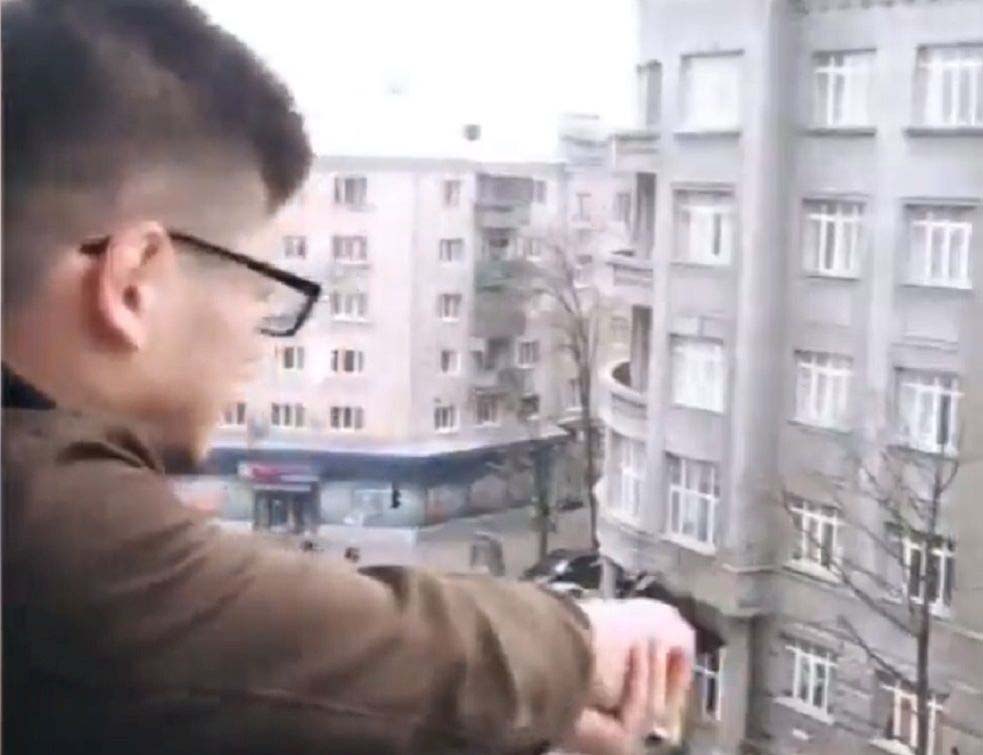 Pucanje sa terase Ukrajina, PRTSCRYT